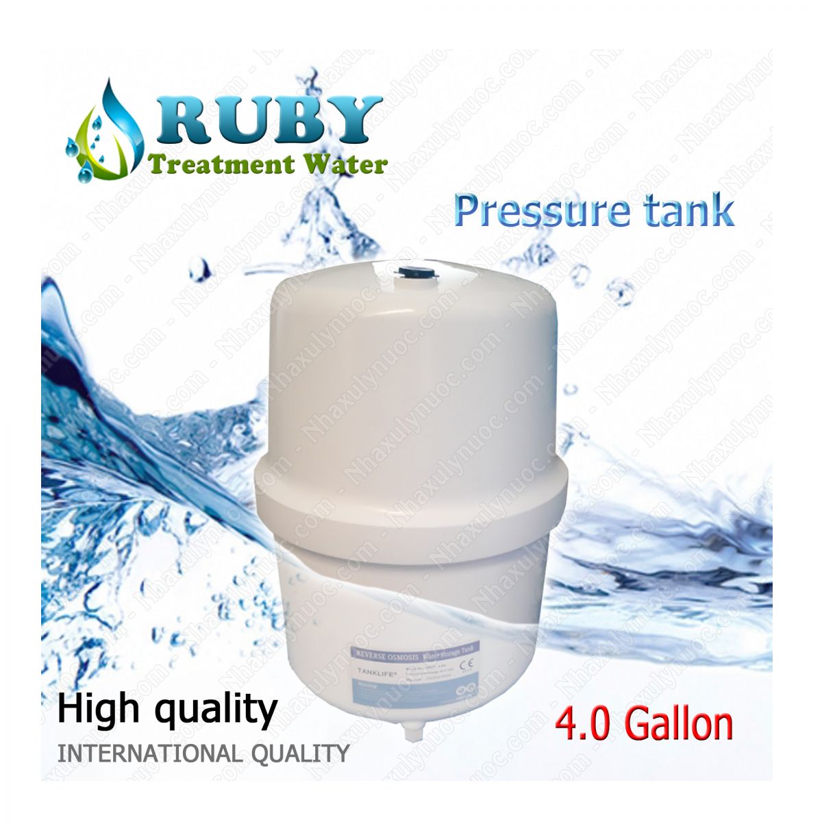 Bình áp suất chứa nước có dung tích lớn
